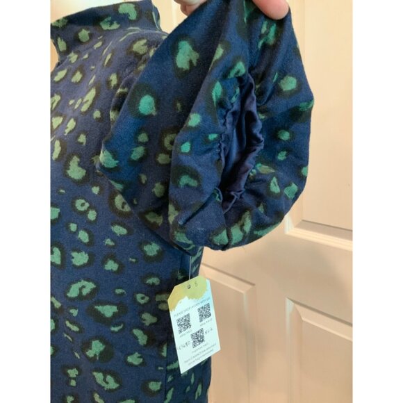 Walter Baker Blue & Green Leopard Puff Sleeve Keyhole Briella Top, Size L, NWT! - Picture 3 of 6